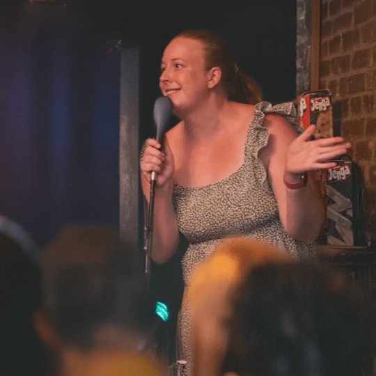 Davidson College Bonner Alum, Hannah Lieberman, Gets Whirlwind Start in the NYC Comedy Scene