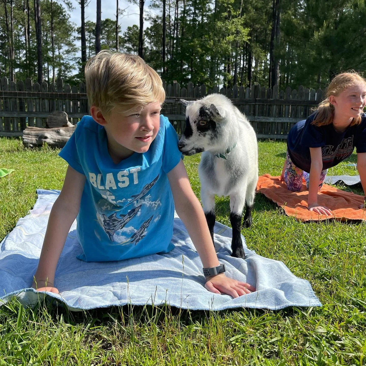 KIDS Farm Yoga!