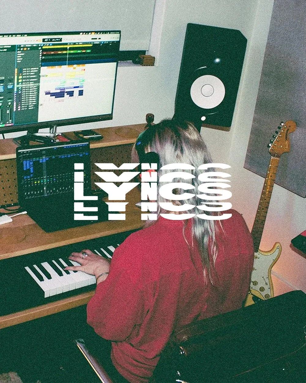 Lyncs_Social_Feed_In_Studio6.jpg