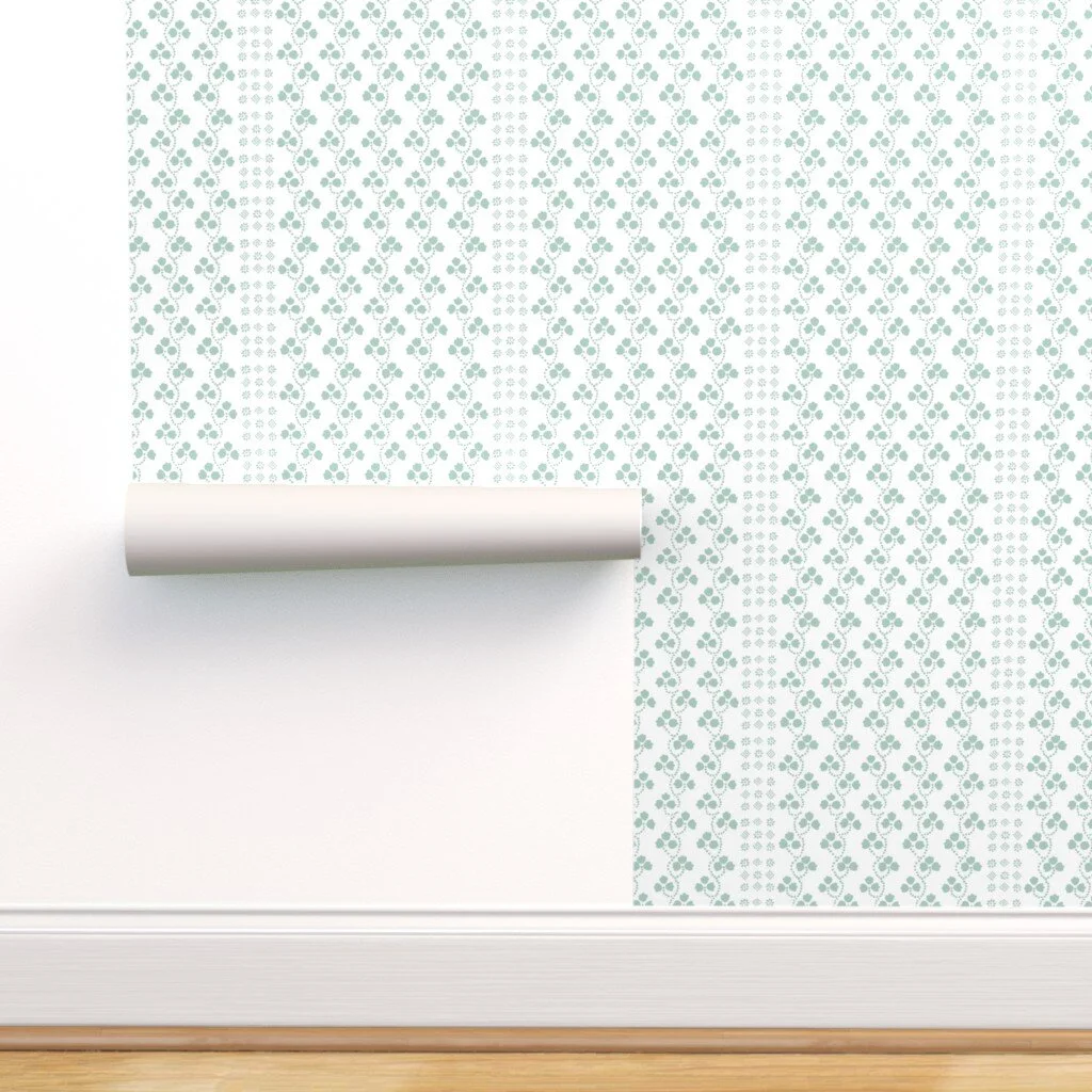 9666978-wallpaper_wall_front-l.jpg