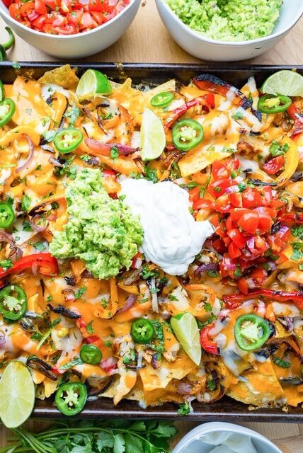 Sheet Pan Chicken Nachos