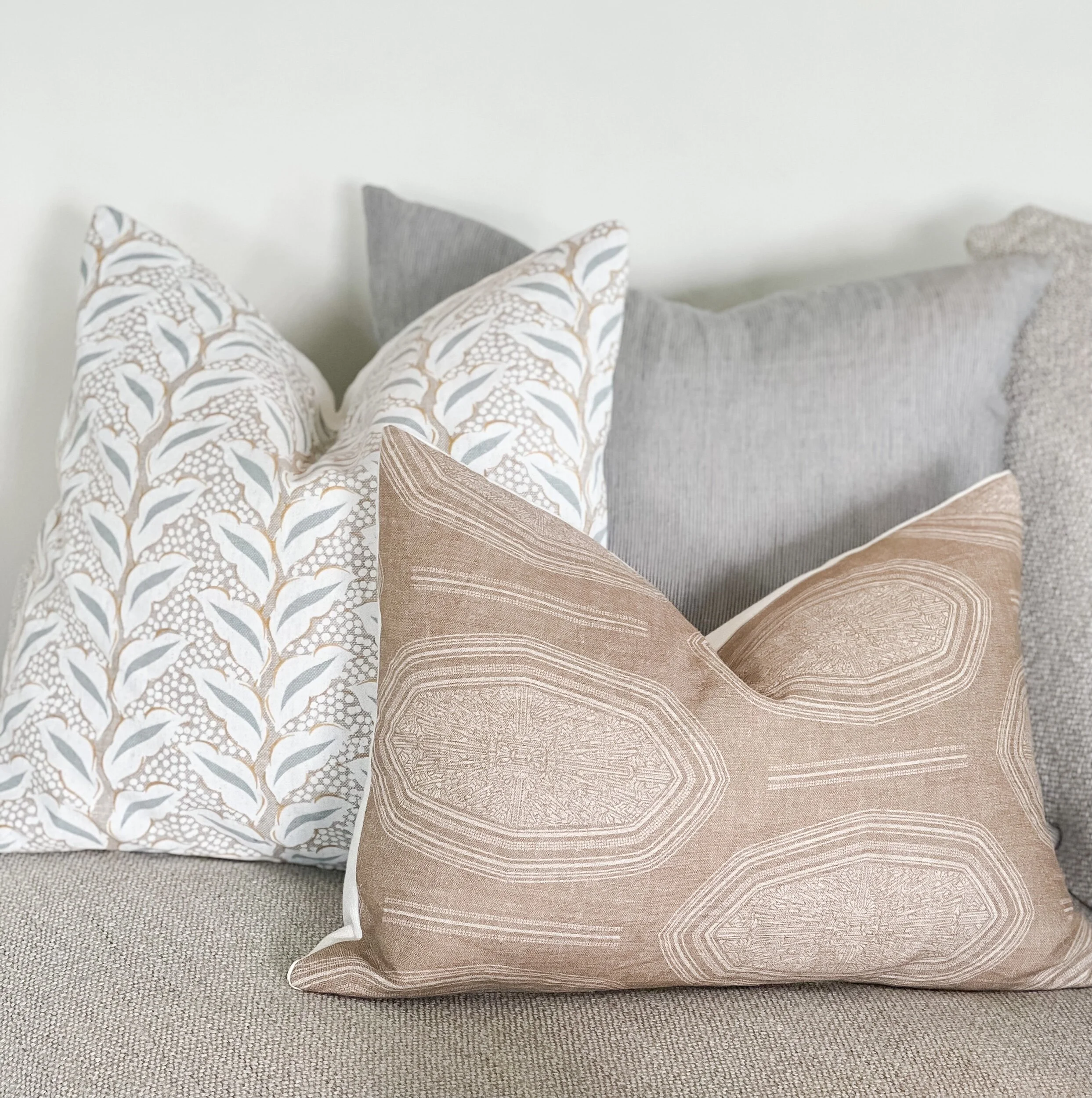 8D66254A-C9D8-478B-8891-8902B96E96EC