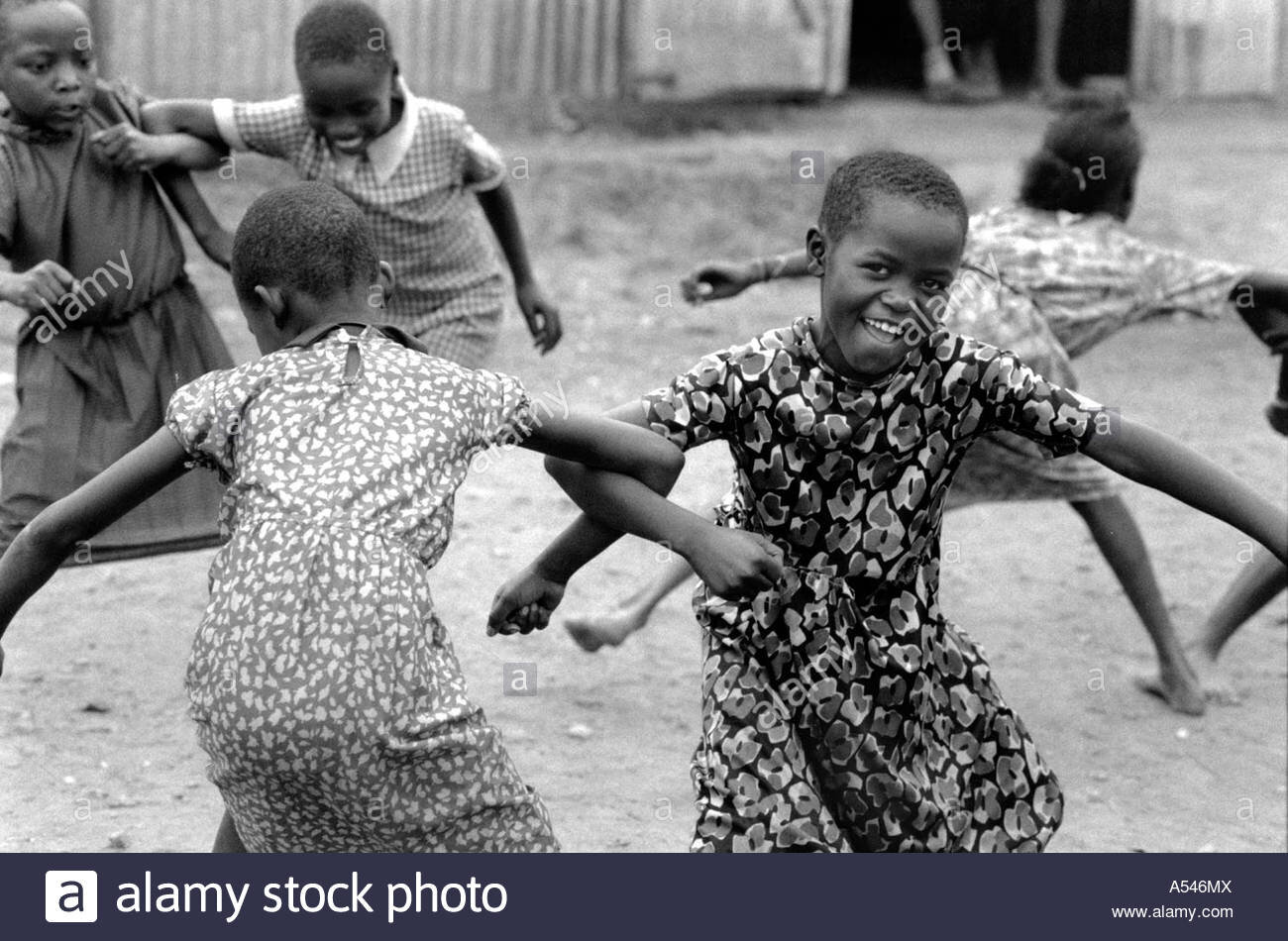 painet-hm1756-black-and-white-girls-dance-children-school-playing-A546MX.jpg