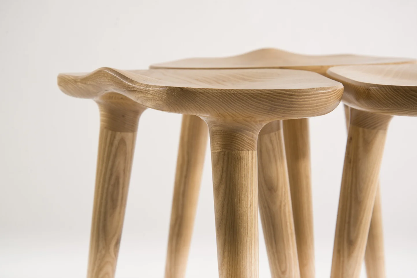 Peca-tam-stools-caterina-moretti-04.jpg