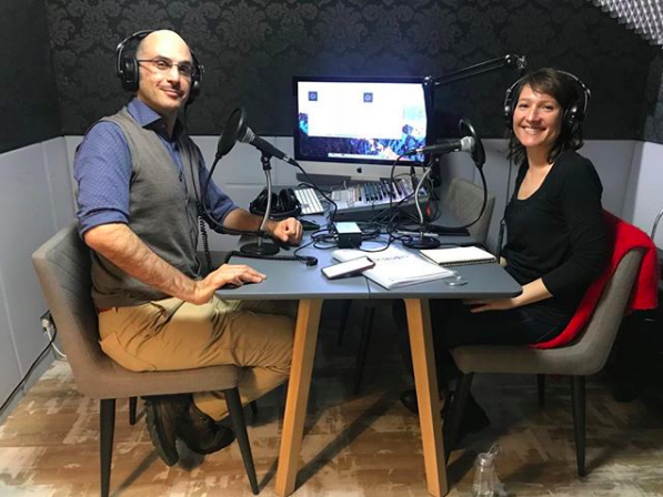Hazem et Nathalie dans le studio de la Remix Radio au 16 rue de Bucarest