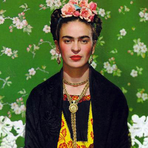 En logo de l’émission Les Indomptables, un portrait de Frida Kahlo. Le premier épisode lui est consacré.
