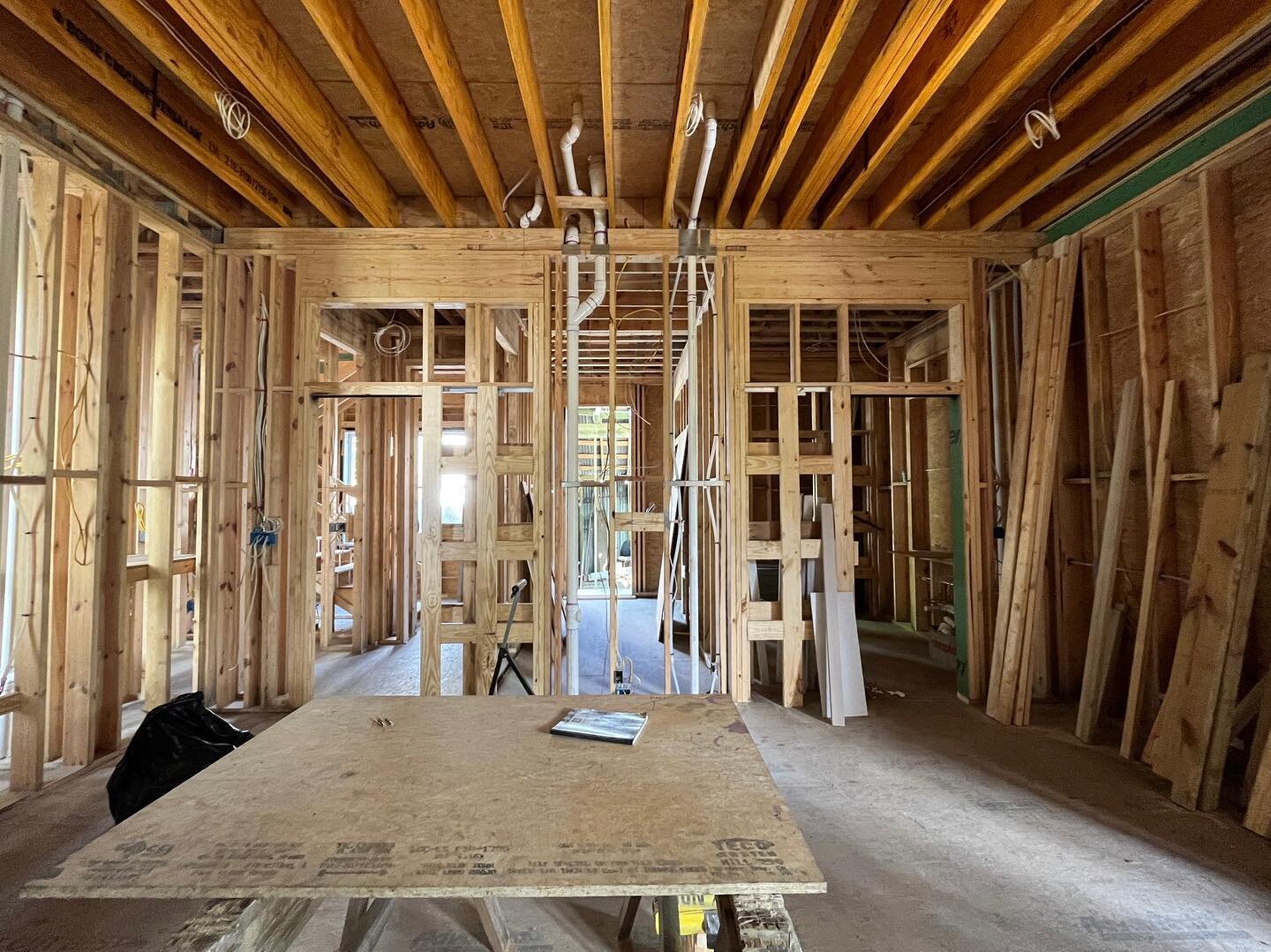 Slowly but surely&hellip;going to start looking like a kitchen! #historicrenovation #neworleaninteriordesigner #kitchendesign #nola #nolahomes #instahome #jobsite #oldhouse #oldhouselove #oldhousecharm @zangarapartners #trippmorris