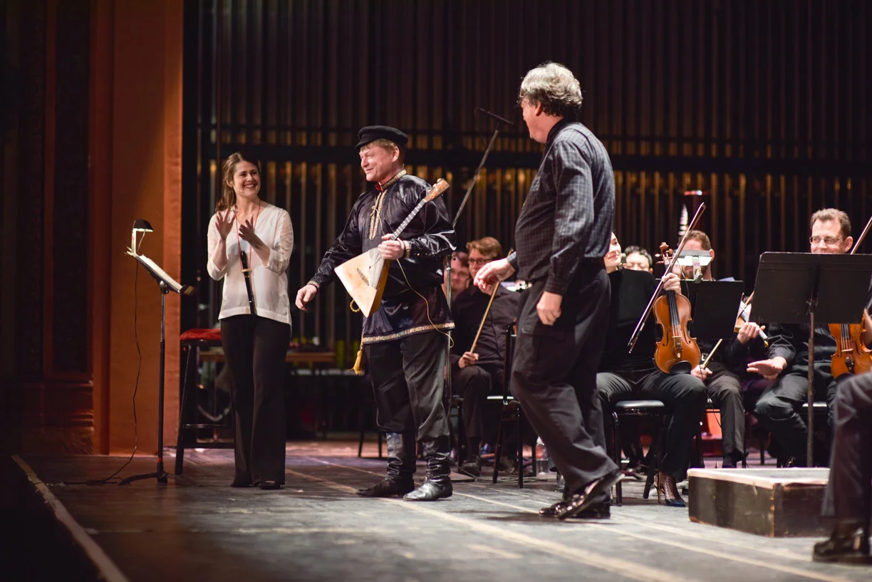 Serving as host and song leader for "LinkUp: The Orchestra Rocks" presented by The Akron Symphony. Photo by Shane Wynn.