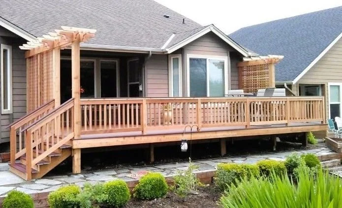 auburn-composite-trex-timbertech-azek-decking-deck-installation-stainless-steel-railing-cedar-privacy-screen-web100.jpg