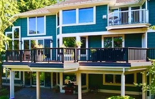 Who Can I Hire to Design a Good Deck