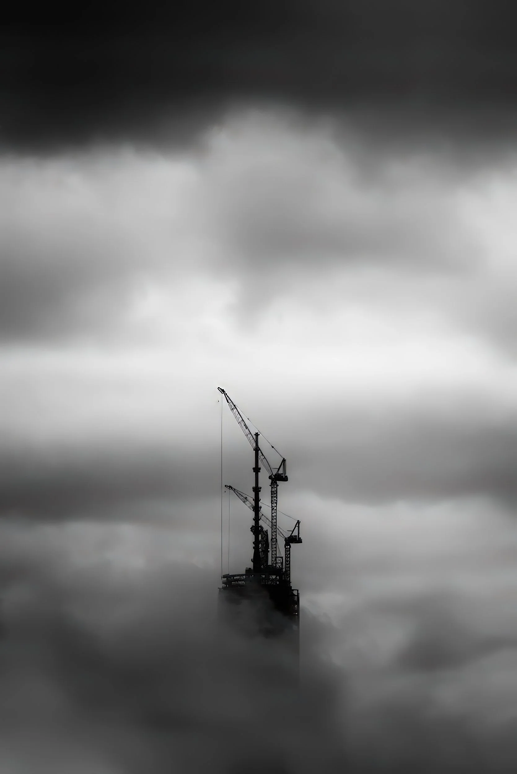 ignacio-ayestaran-one-world-trade-center-construction-nyc-fog.jpg