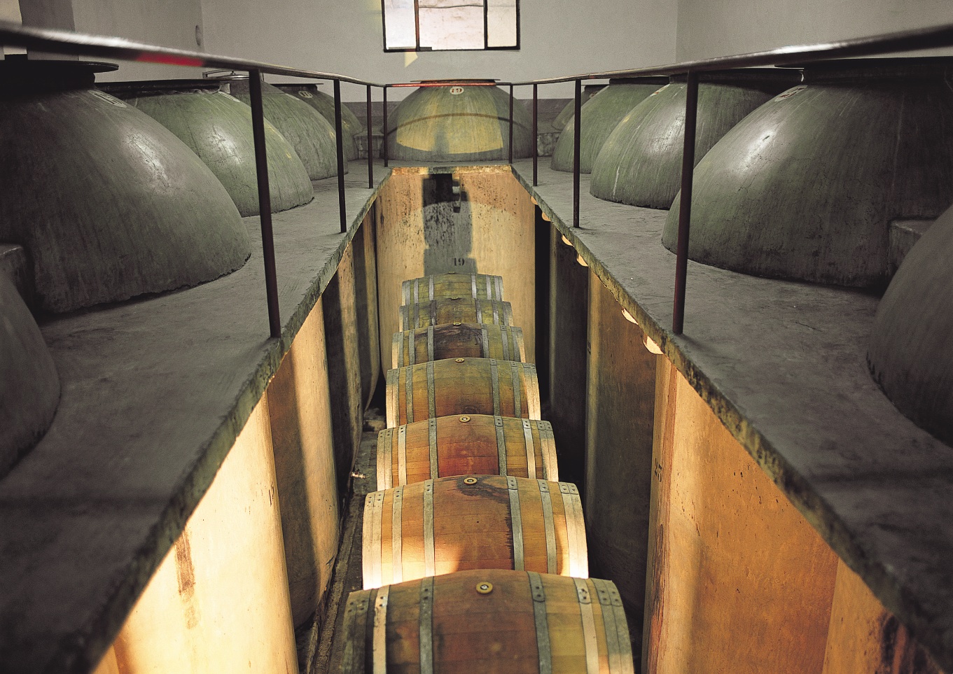 Cement tanks and barrels