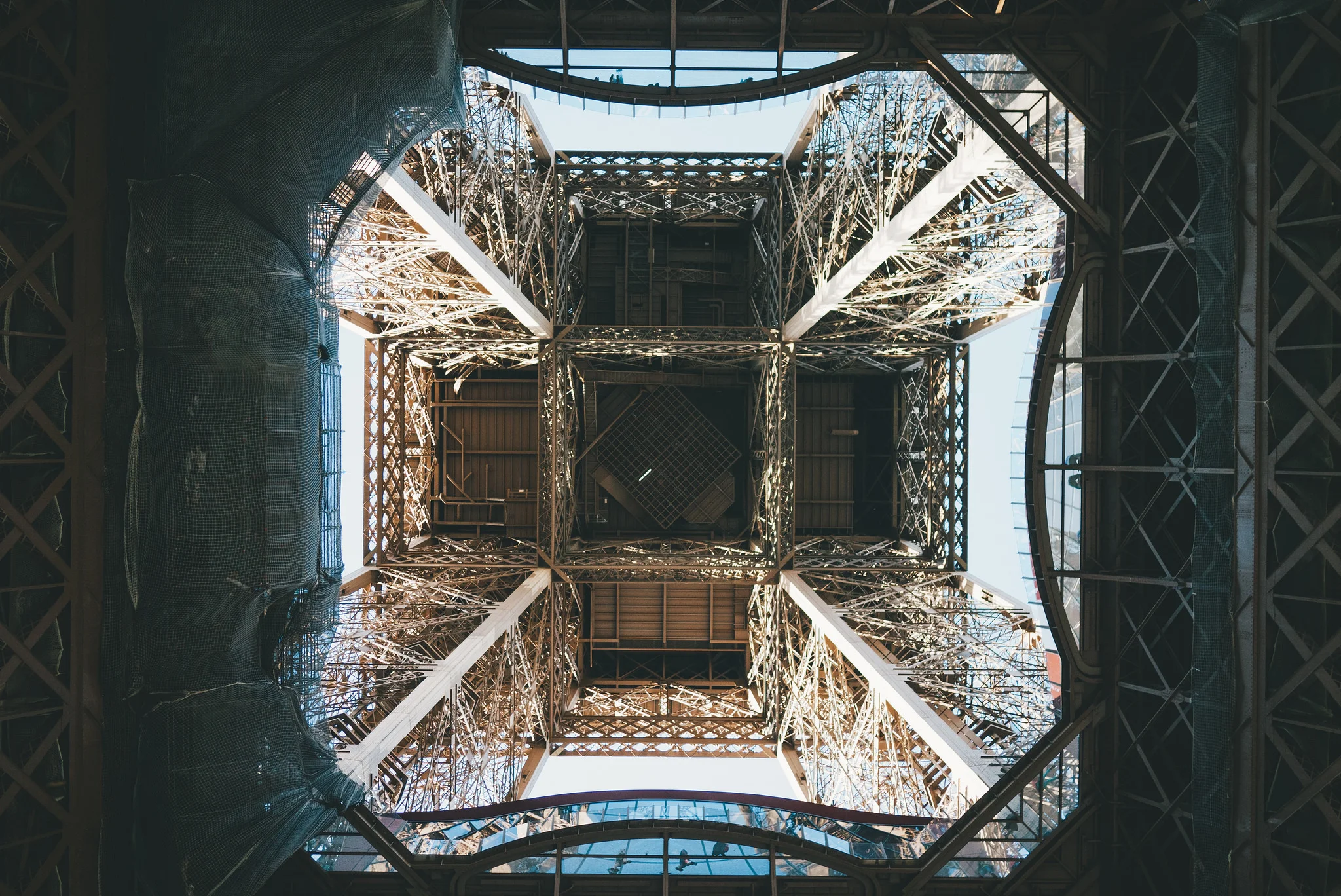 cvela_paris_homepage_5.jpg