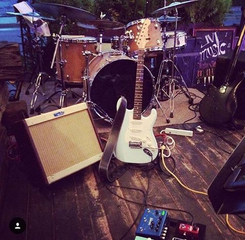 Every Friday through Sunday we've got live music going on!