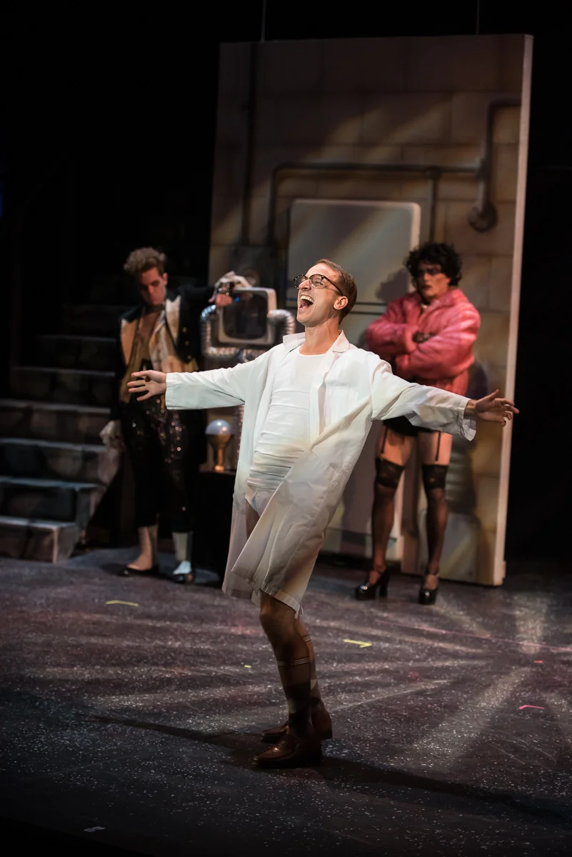 Photos Colin Simmons