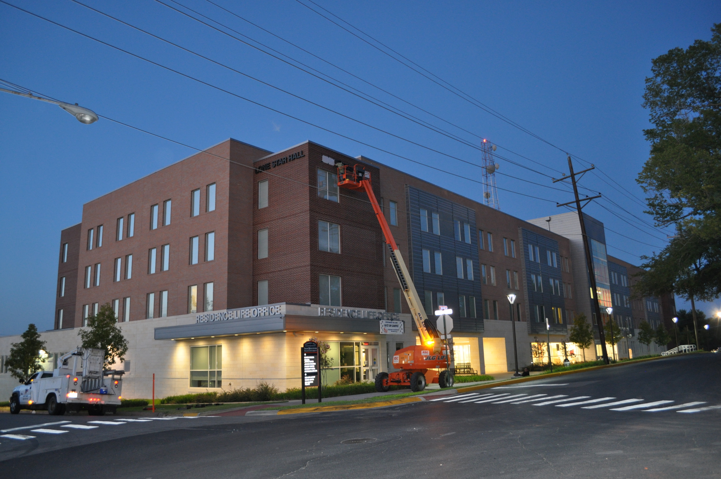 <b>Sam Houston State Residence Hall</b></font>