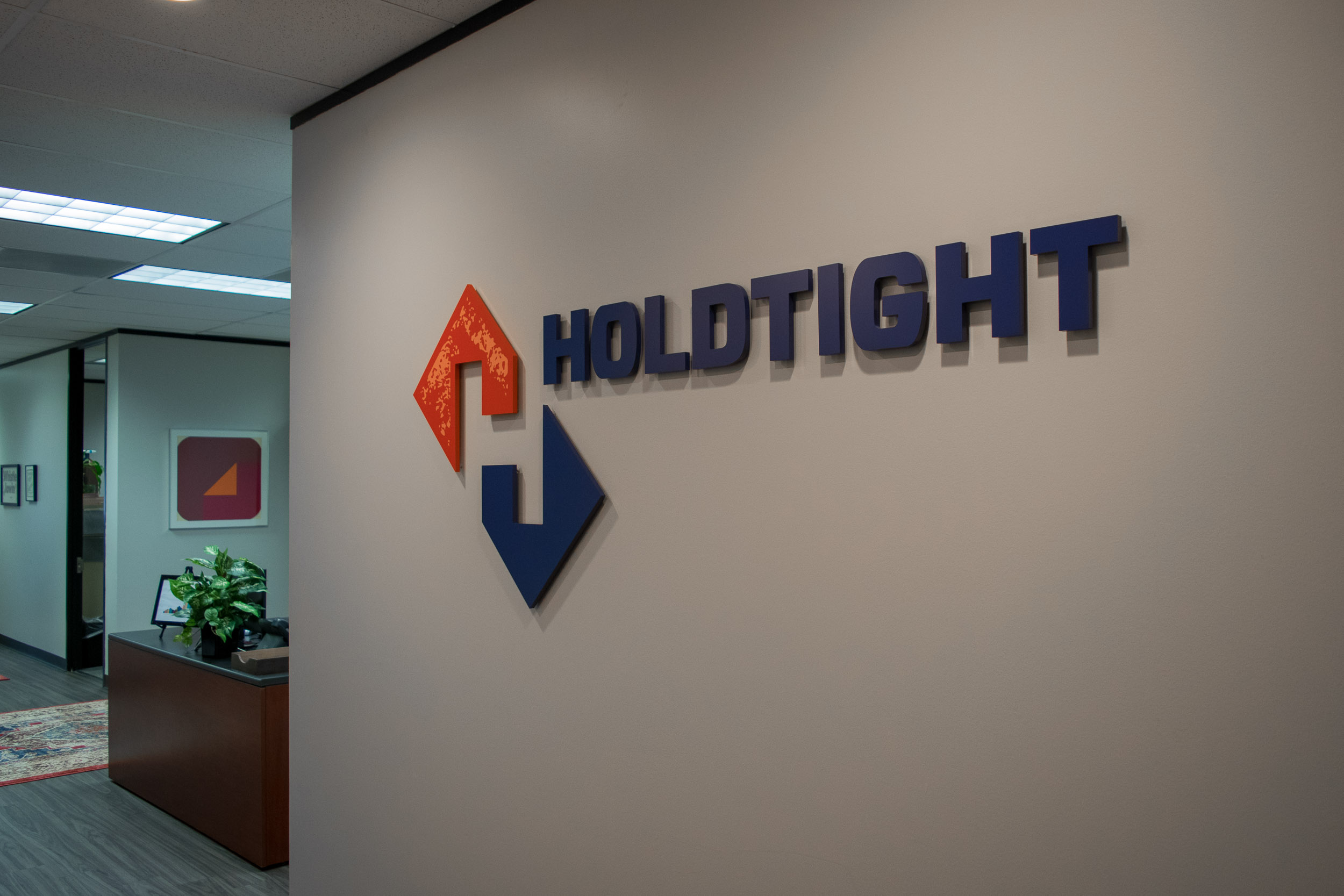 Holdtight_Acrylic_Digital_web.jpg