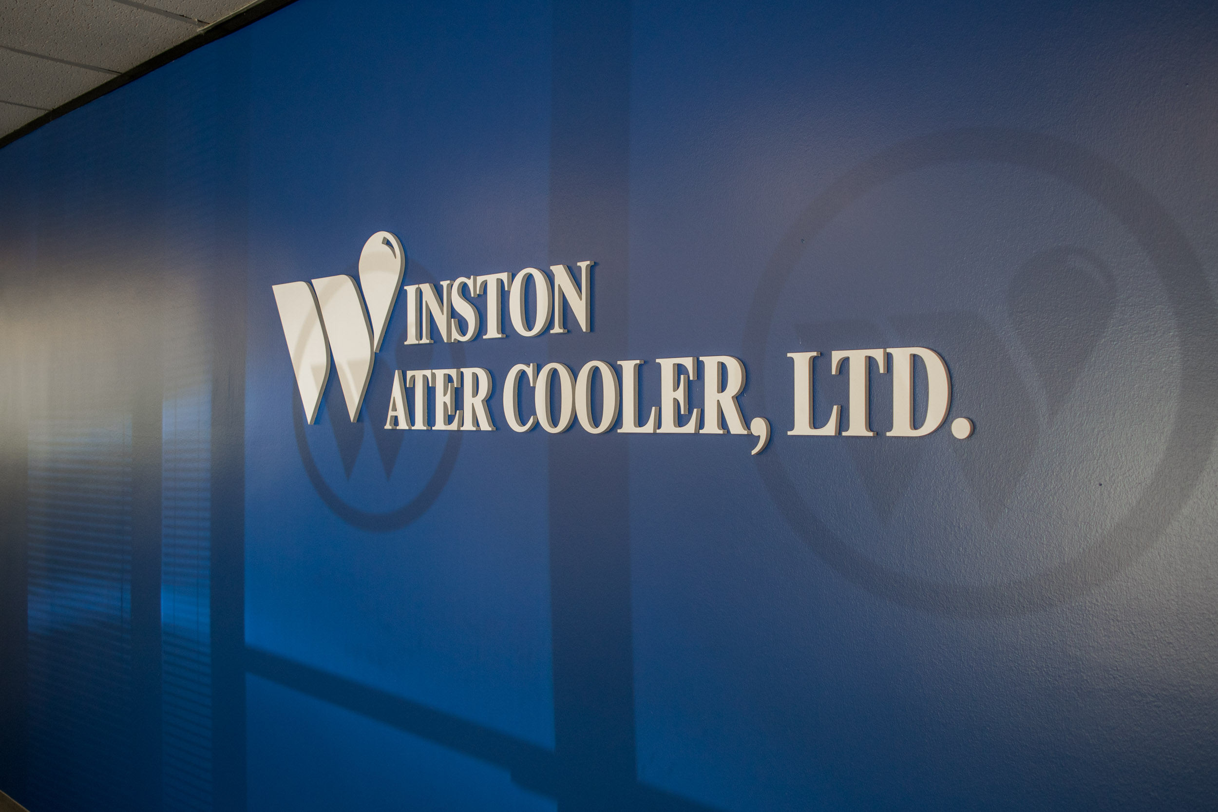 Winston_Logo_Sign_web.jpg