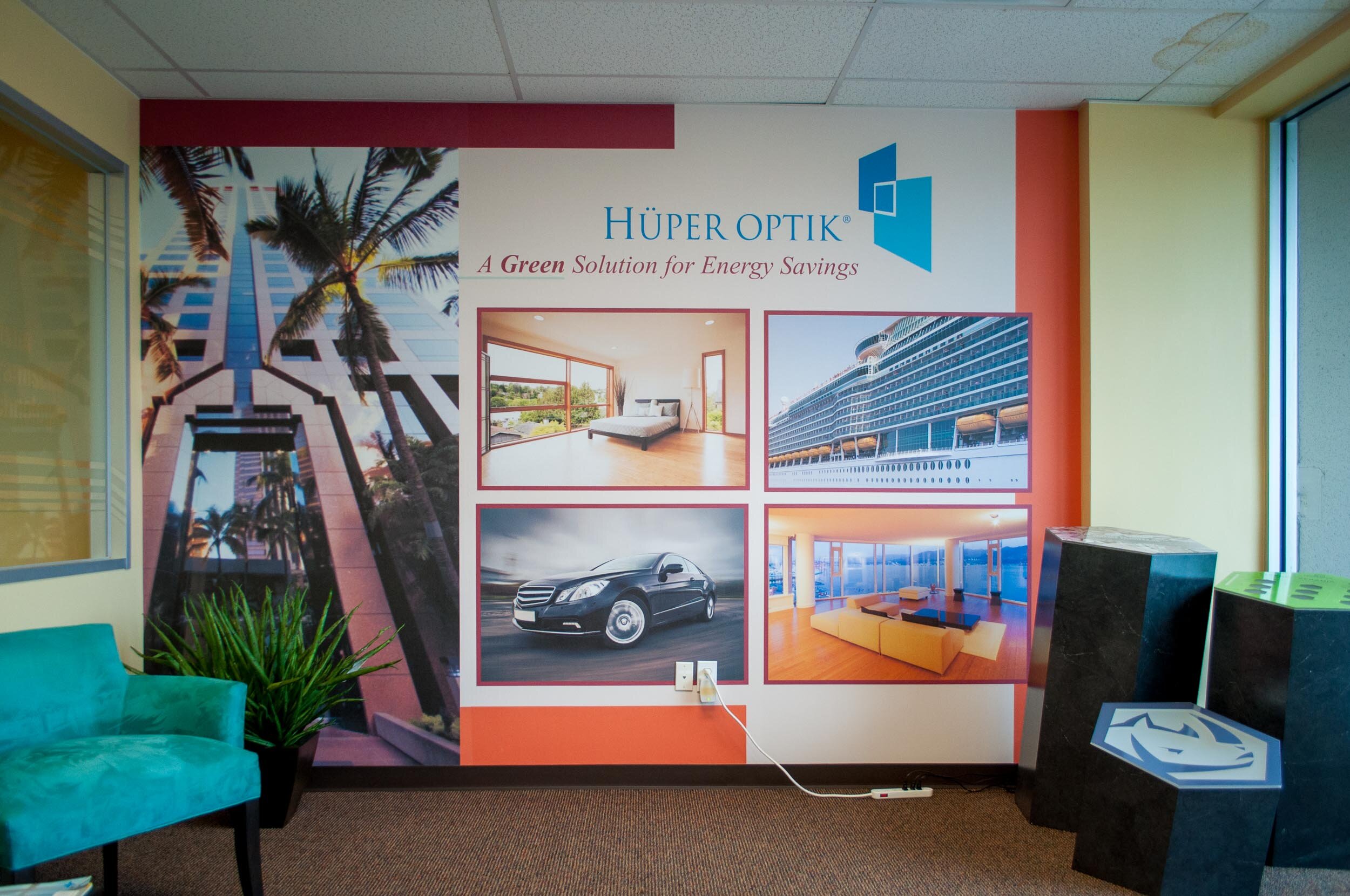 Huper Optik_WallMural_web.jpg