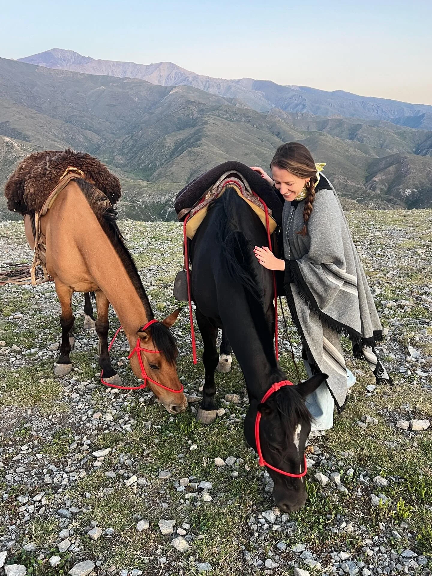 Mendoza last week for @leadinghotelsoftheworld book 4 - Taste!🍷🥩🍇 Thank you to the incredible staff @thevinesresortandspa, plus our v fun crew: @trentdavisbailey on photos, @clemdrone on video, @ginanicolina on everything. And, of course, @spencer