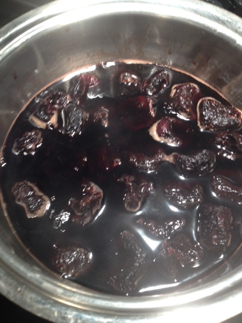 4. Simmering figs.jpeg.JPG