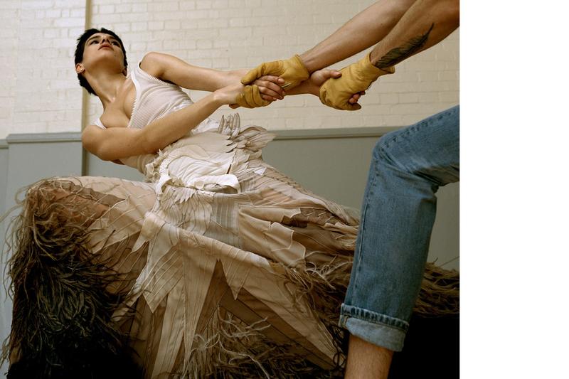 REVUE MAGAZINE No'1 - BRETT LLOYD