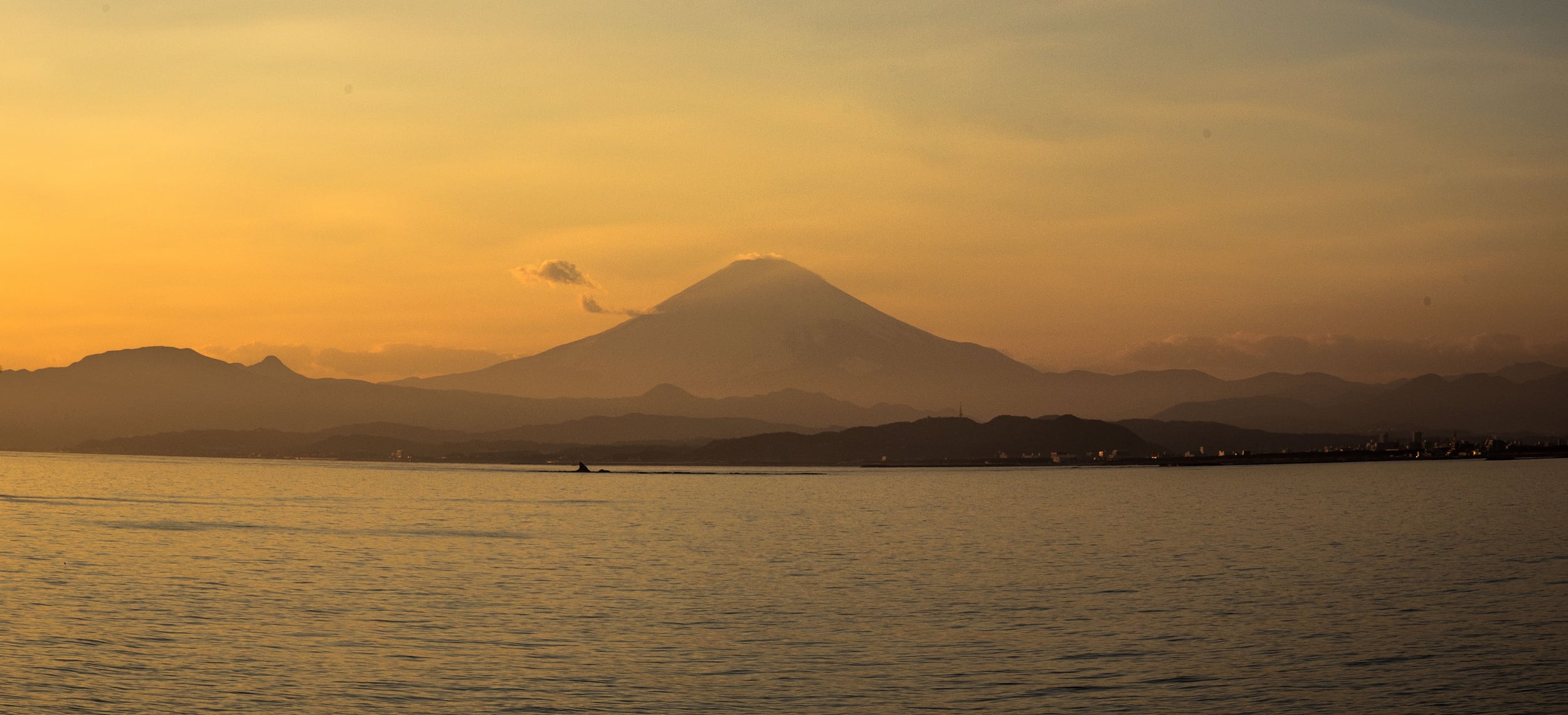 From Enoshima to Fuji