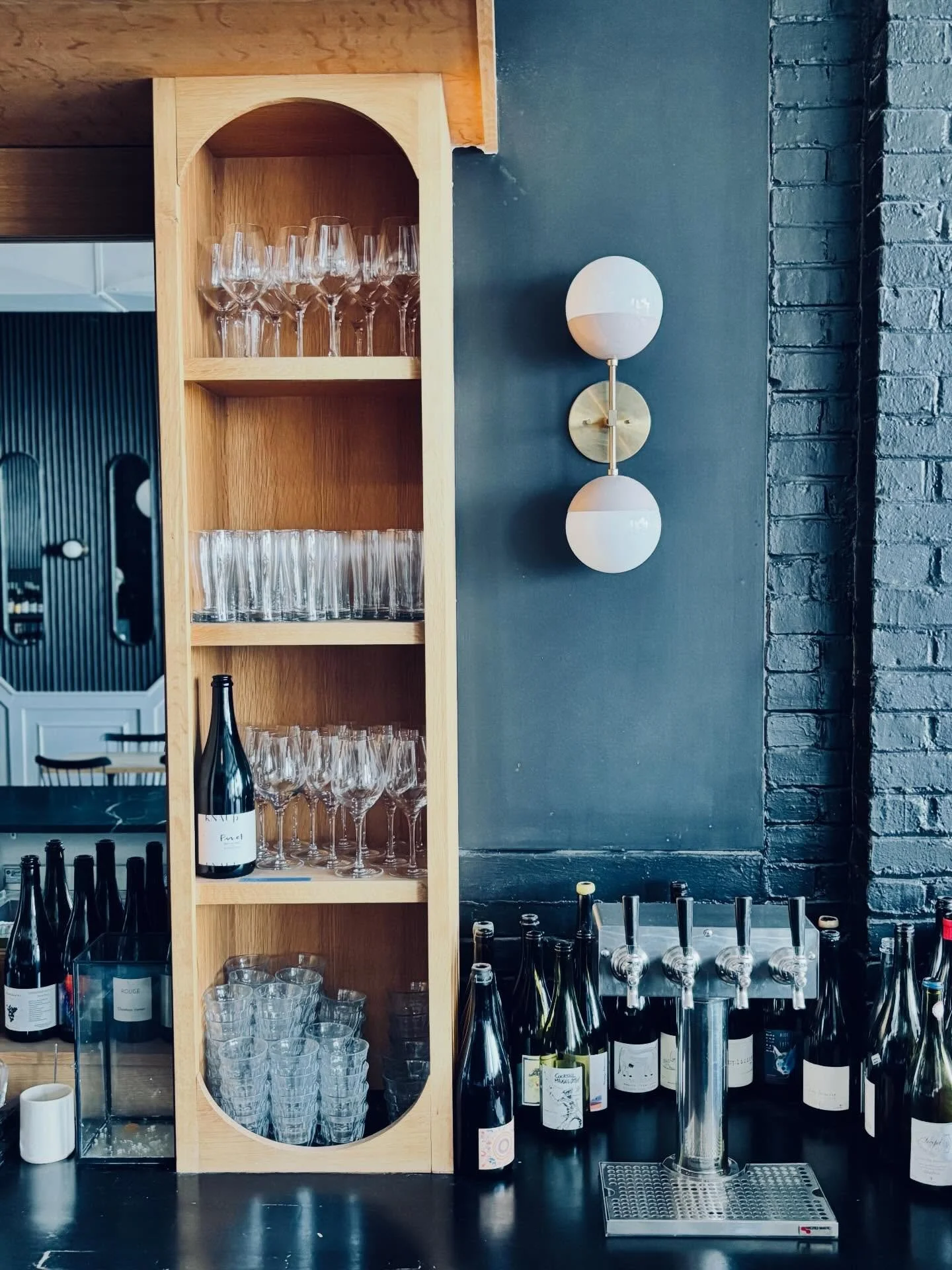 Wine for you + yours on this snowy Spring Sunday 🌷