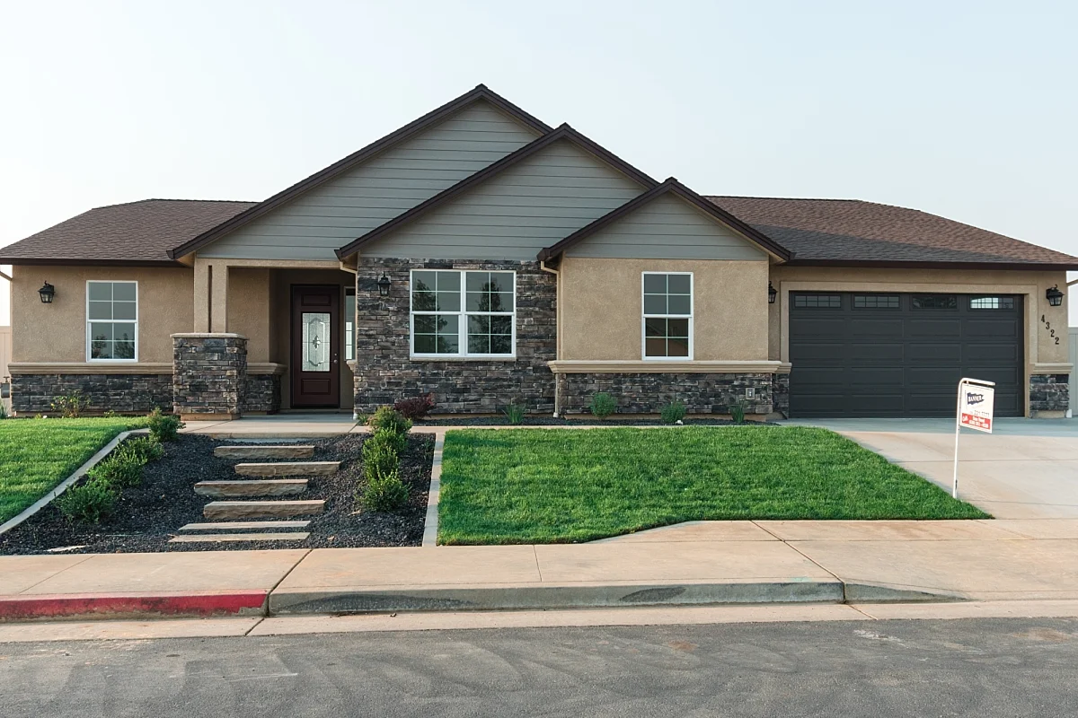 gorgeous modern home deer creek shasta lake california nouvant_0164.jpg