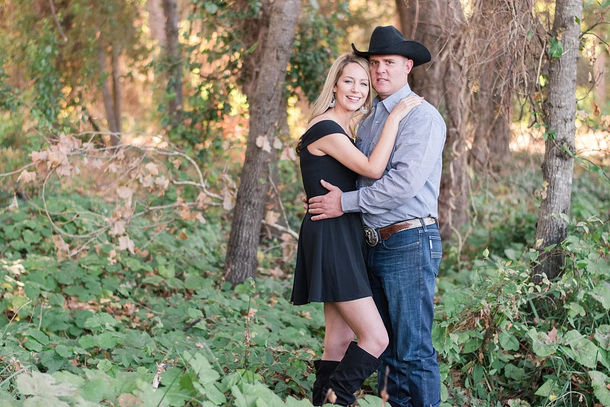 family portraits in the forest on river trail_0212.jpg