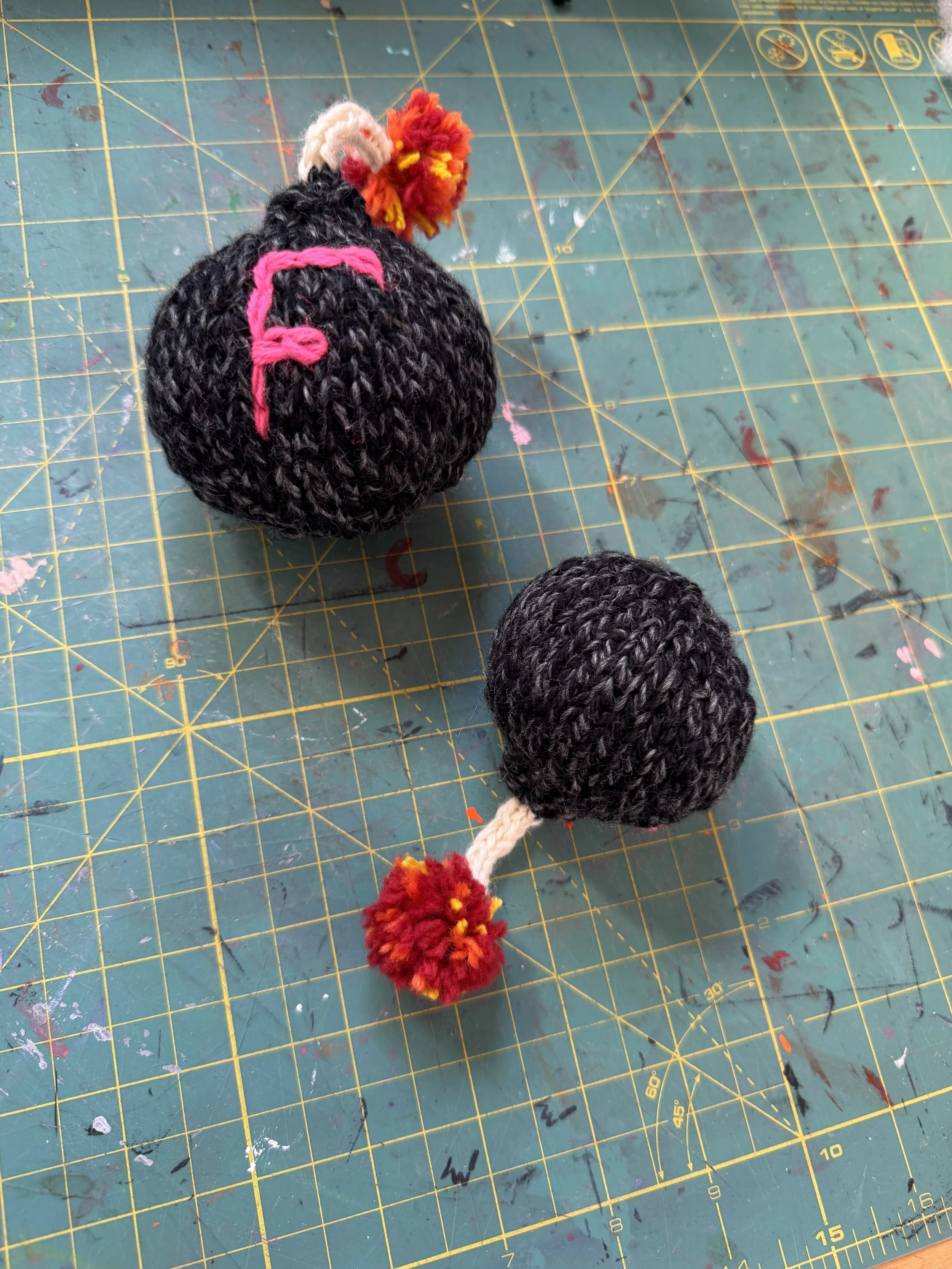 October Virtual Knitting Class: F-Bomb