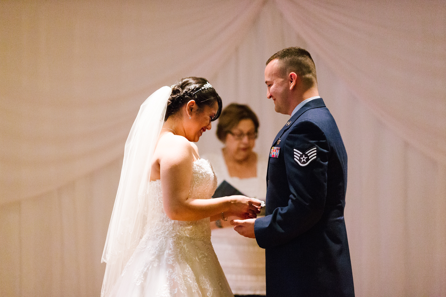 sumner_winter_indoor_wedding_lifestyle_wedding_photographer-62.jpg