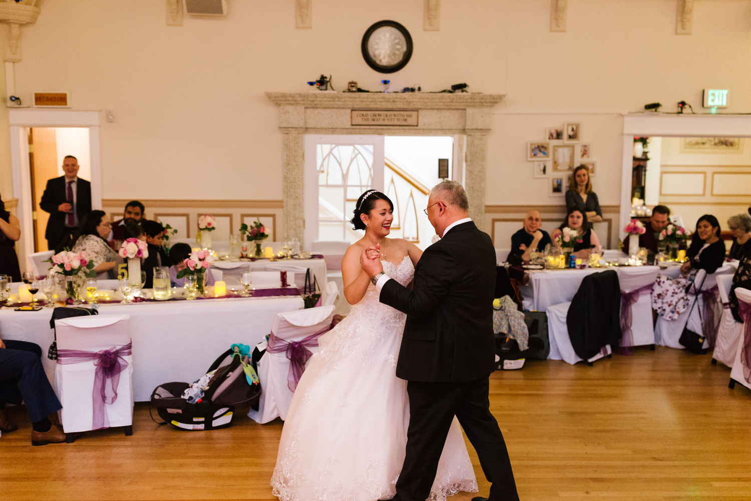 sumner_winter_indoor_wedding_lifestyle_wedding_photographer-137.jpg