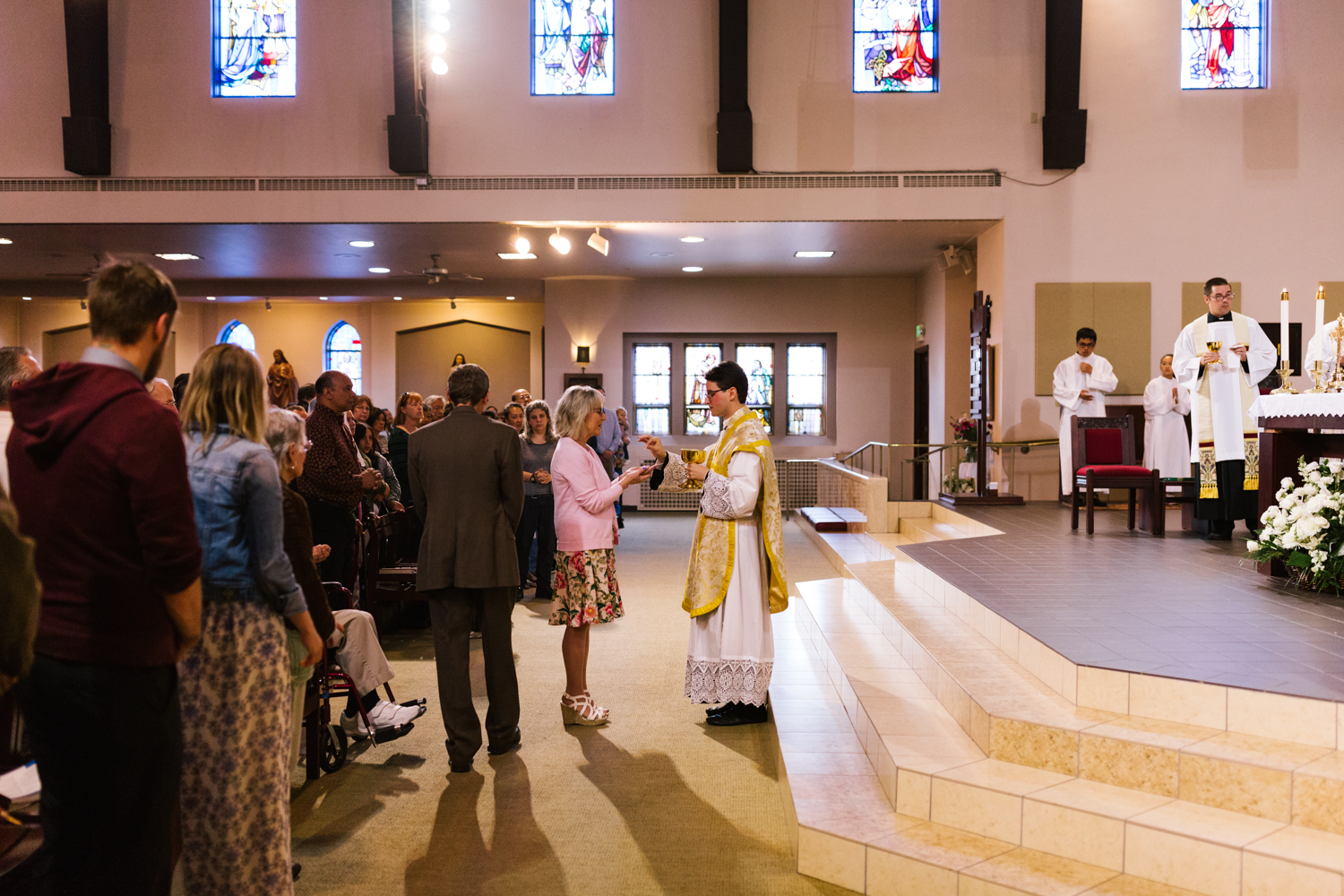 father_lou_first_mass_saint_anthony_renton-53.jpg