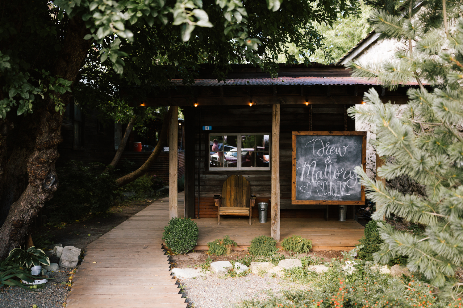 seattle_wedding_photographer_roslyn_outdoor_wedding-0705.jpg