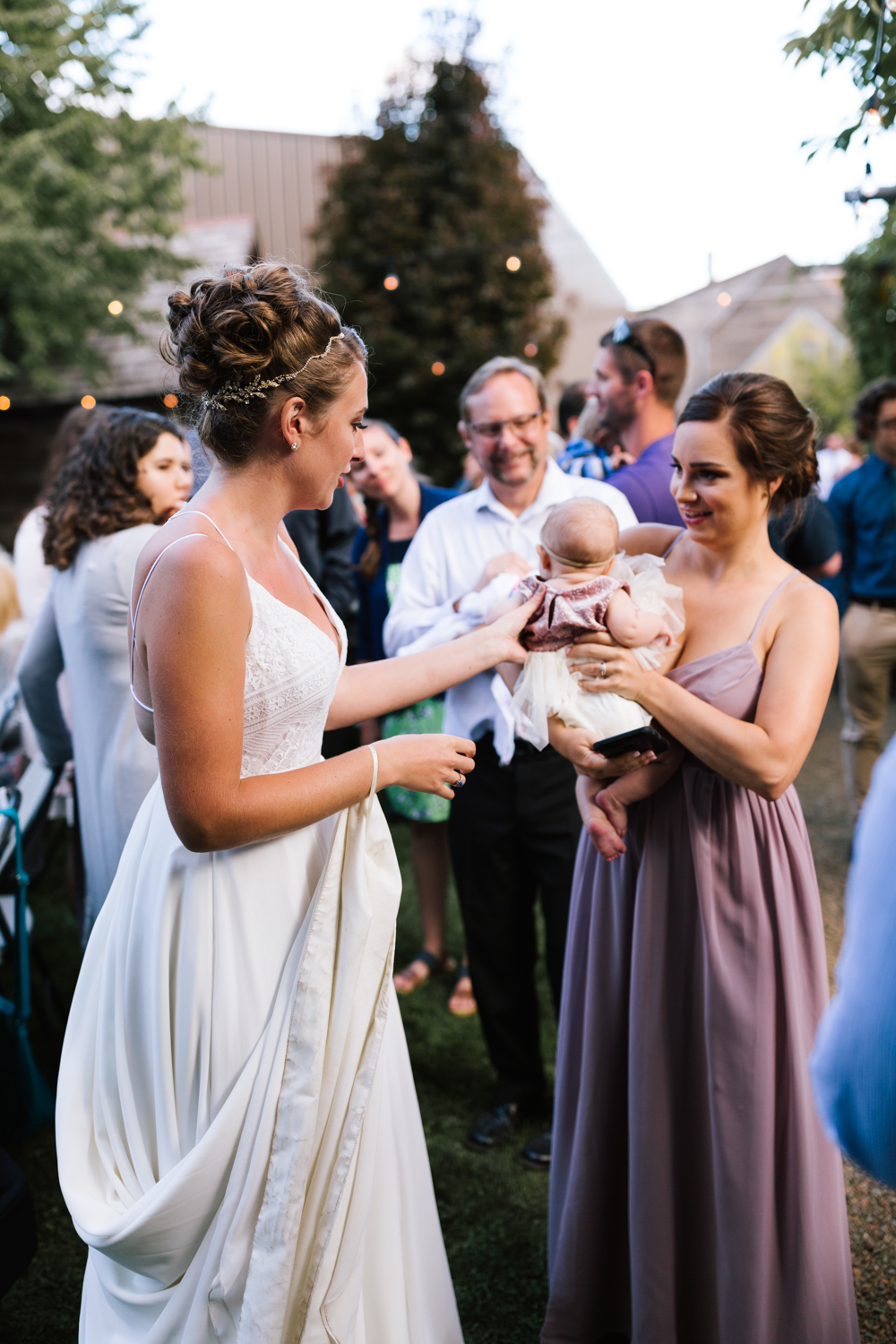 seattle_wedding_photographer_roslyn_outdoor_wedding-0924.jpg