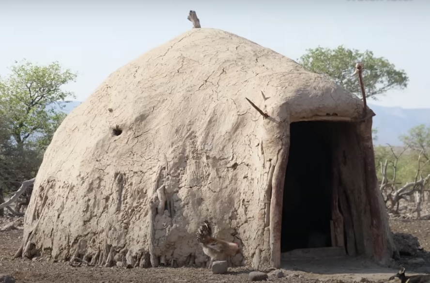 Himba Tribe Mud:Dung Buildings 4.png