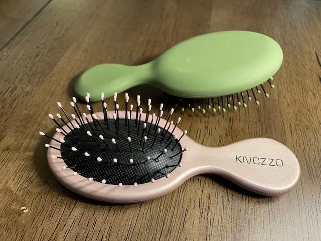 mini hairbrushes