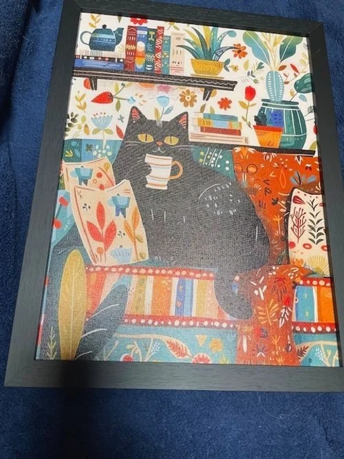 reading cat wall art