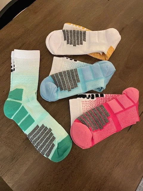 colorful athletic socks, 4 pairs