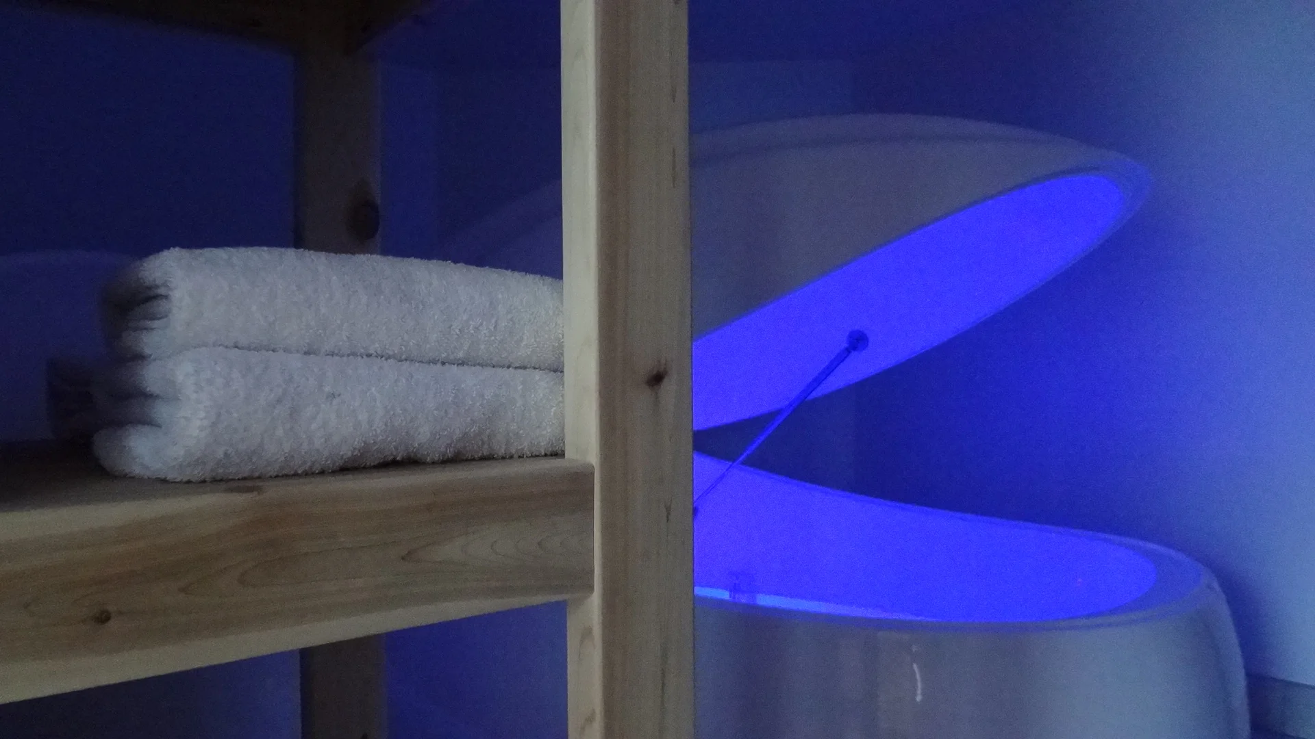 towel pod.jpg
