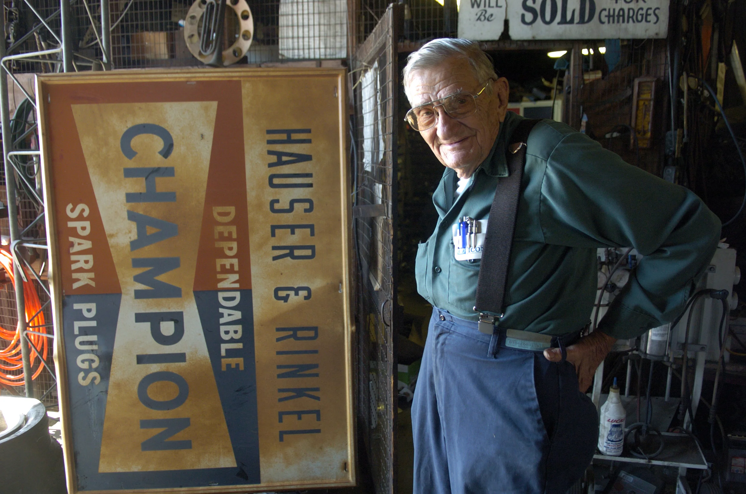  Ralph Hauser, 81, is preparing to close his auto repair shop on Monroe Street in downtown Fort Myers. The family business was founded by his father in 1925. 