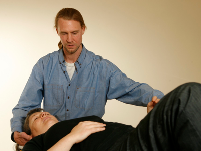 Pain relief with Alexander Technique