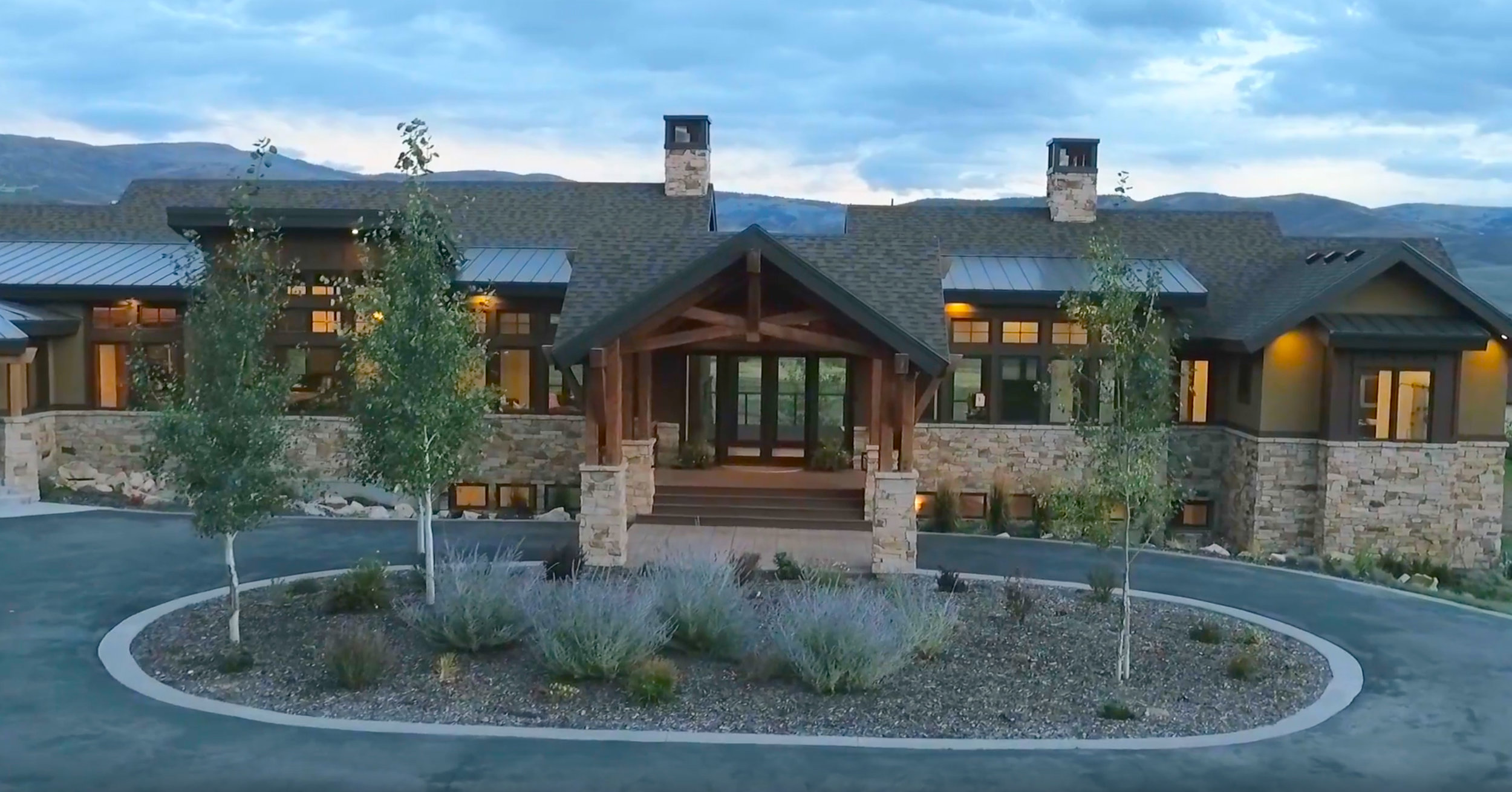  We build award winning custom homes in Utah   Everlast Custom Homes    CONTACT US  