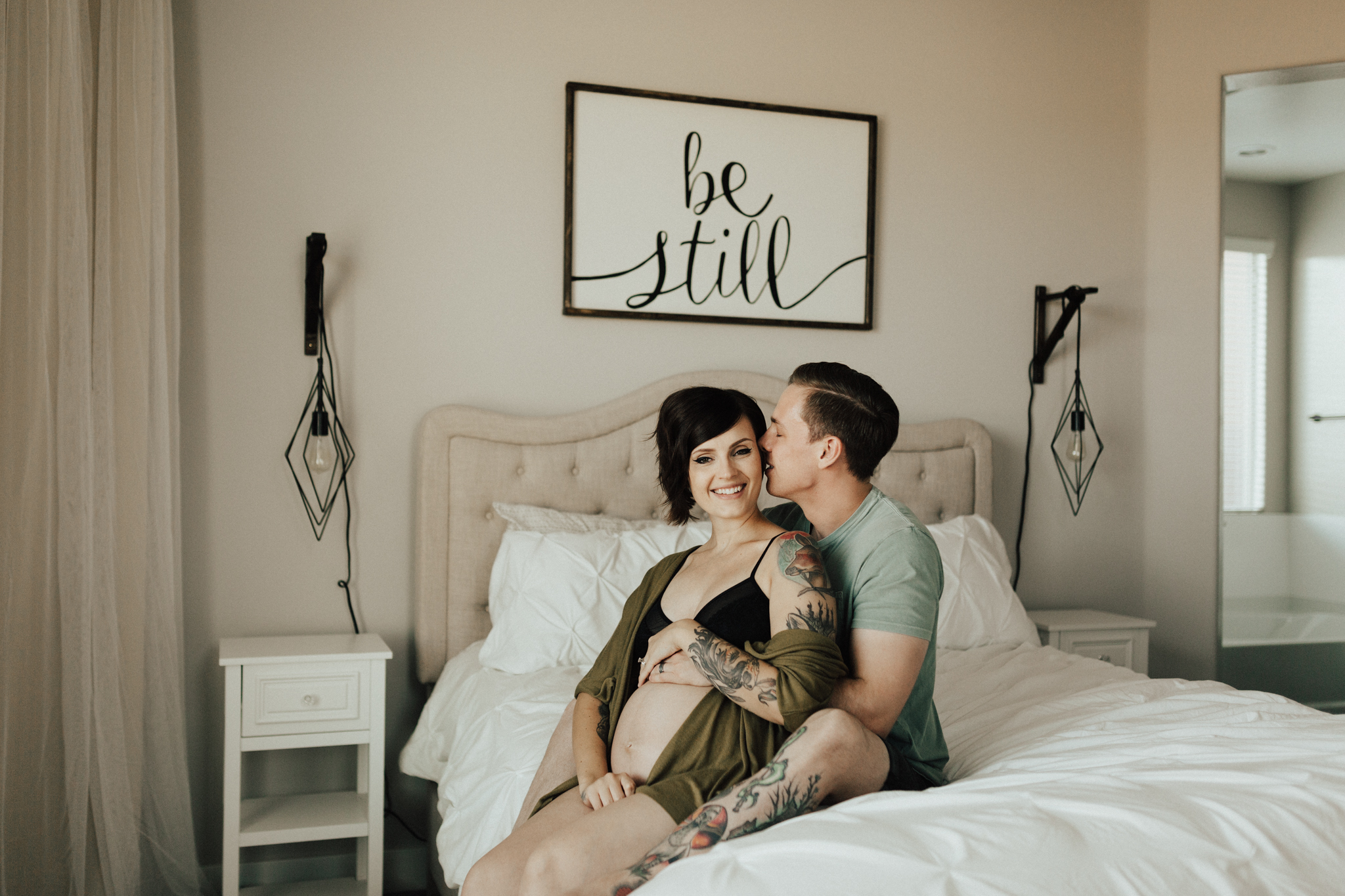 Arizona-Intimate-In-Home-Session-Maternity (10).jpg