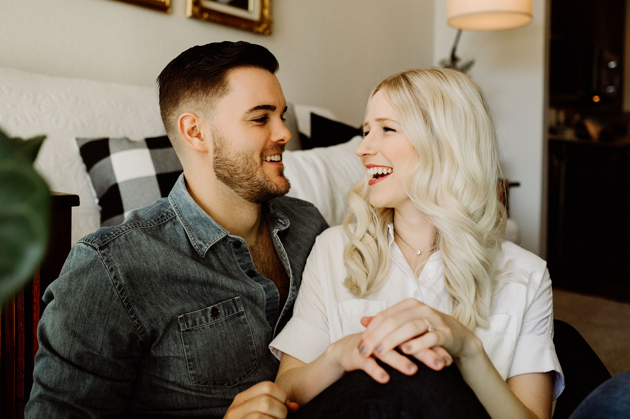 Arizona-in-home-session-wedding-photographer (21).jpg