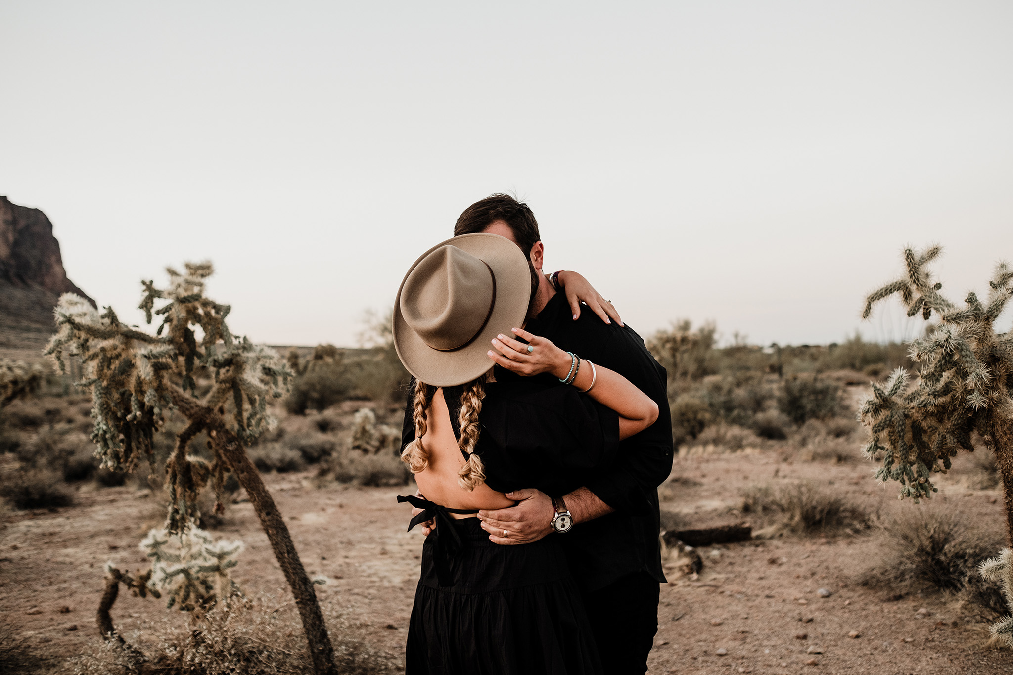 Arizona-Desert-Intimate-Wedding-Photographer-Lost-Dutchman-State-Park (10).jpg