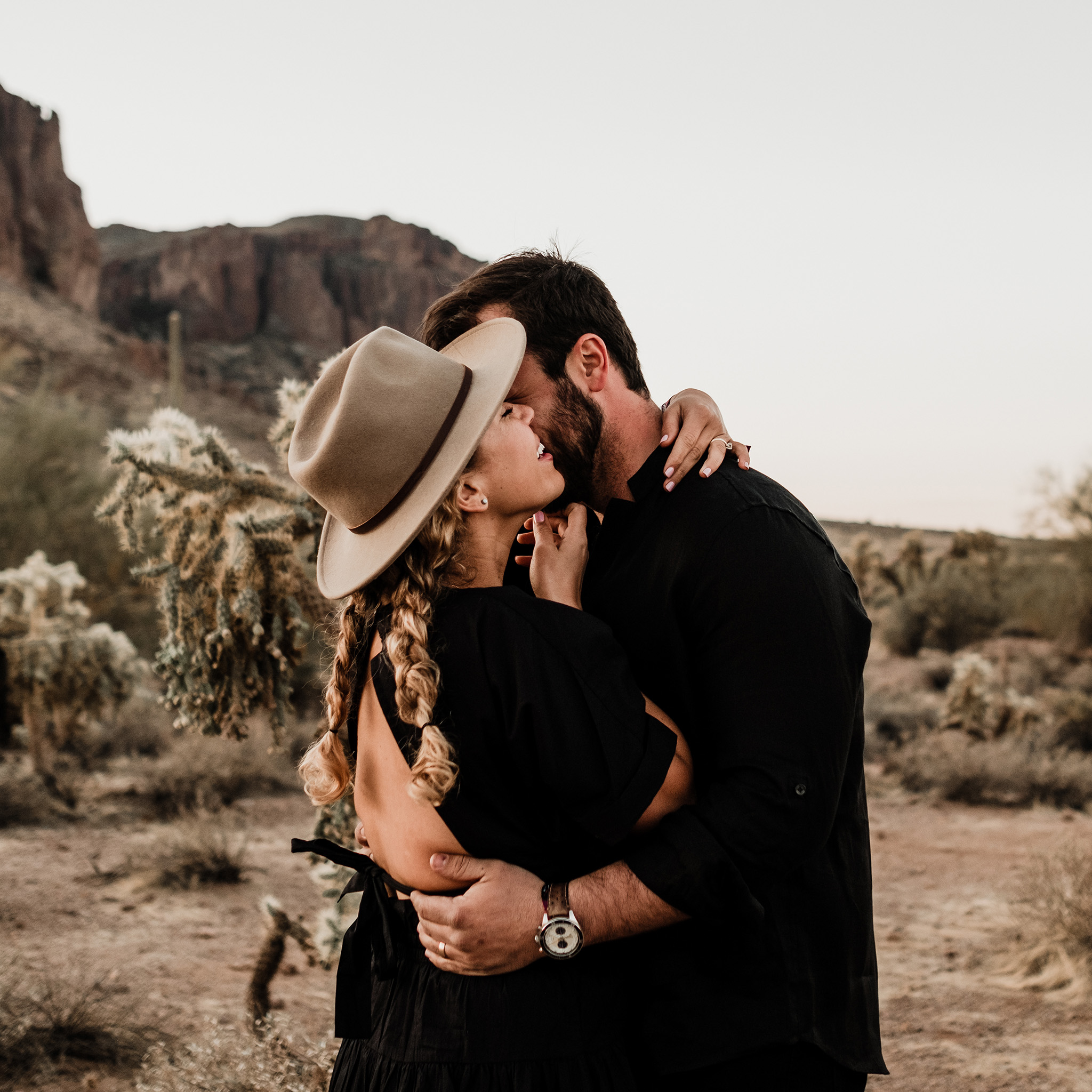 Arizona-Desert-Intimate-Wedding-Photographer-Lost-Dutchman-State-Park (11).jpg