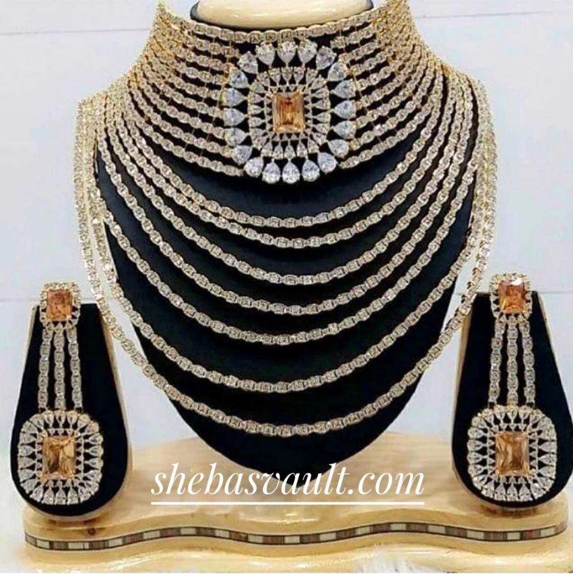 Maali Queen necklace