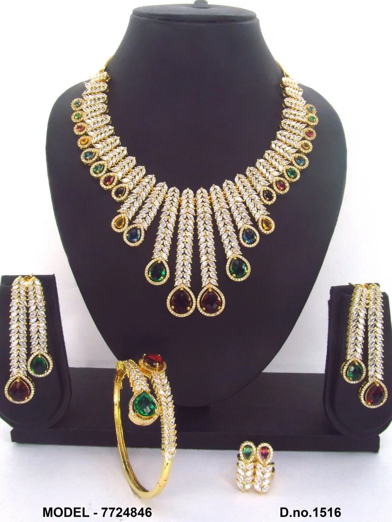 Zahira necklace set
